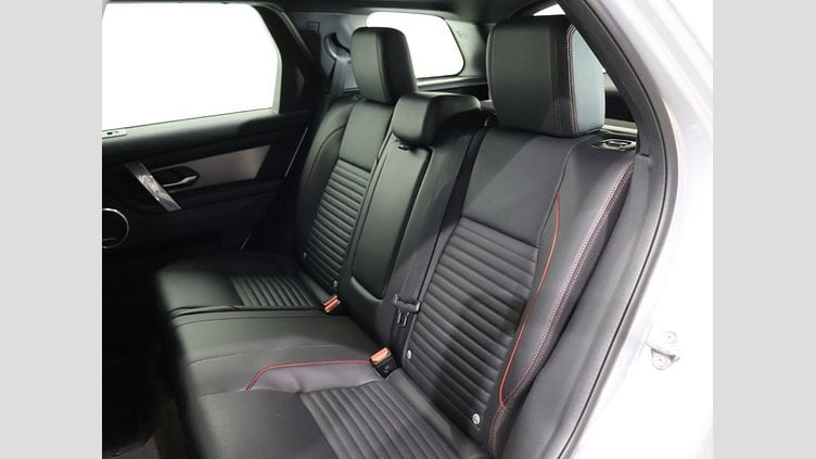 2022 認定中古車 Land Rover Discovery Sport Hakuba Silver 1.5 litre i3 PHEV​ R-Dynamic SE P 300e