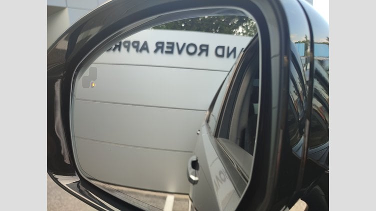 2024 Approved/Jazdené Land Rover Discovery Eiger Grey 4x4 3.0 I6 D300 MHEV Dynamic SE AWD A/T 5 2