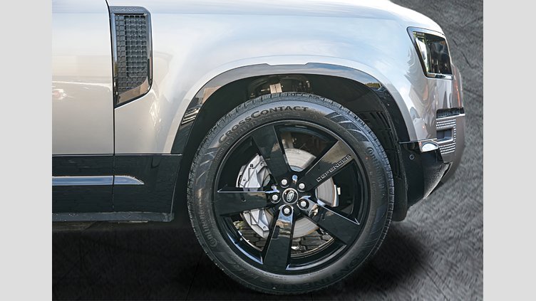 2024 Approved Land Rover Defender 110 Silicon Silver 3.0D I6 300KM AWD Auto D300 X-Dynamic HSE