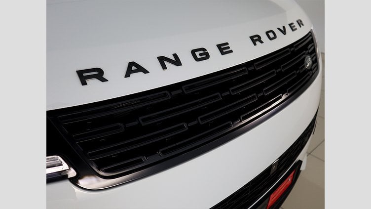 2024 Approved Land Rover Range Rover Sport Ostuni Pearl White AWD D350 Dynamic HSE
