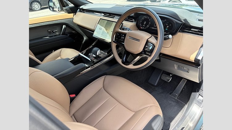 2024 認定中古車 Land Rover Range Rover Sport ジオラグリーン P550eプラグインハイブリッド（ガソリン） スタンダードホイールベース Dynamic SE