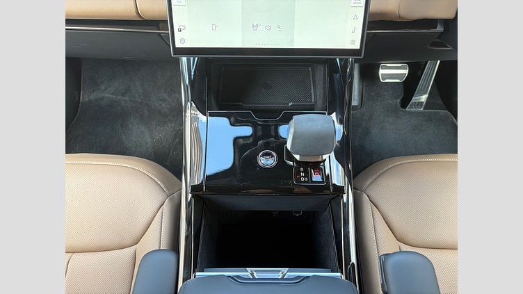 2024 認定中古車 Land Rover Range Rover Sport ジオラグリーン P550eプラグインハイブリッド（ガソリン） スタンダードホイールベース Dynamic SE