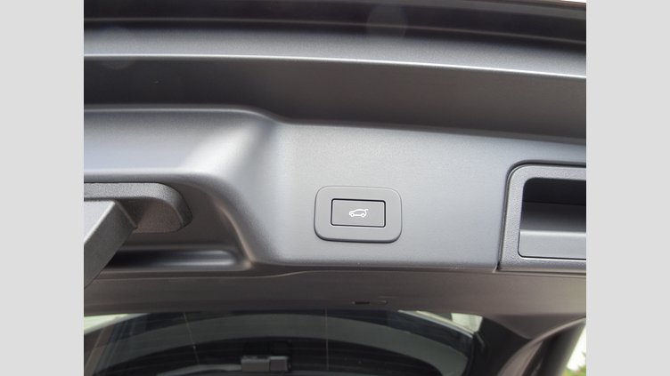 2024 認定中古車 Land Rover Range Rover Evoque コリンシアンブロンズ D200マイルドハイブリッド（ディーゼル） スタンダードホイールベース DYNAMIC SE