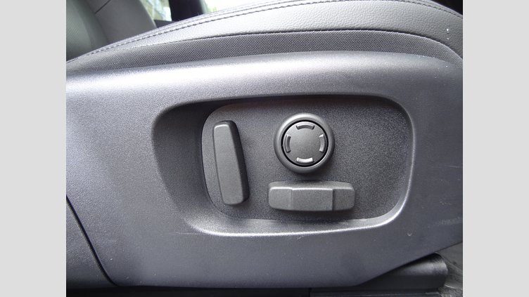 2024 認定中古車 Land Rover Range Rover Evoque コリンシアンブロンズ D200マイルドハイブリッド（ディーゼル） スタンダードホイールベース DYNAMIC SE