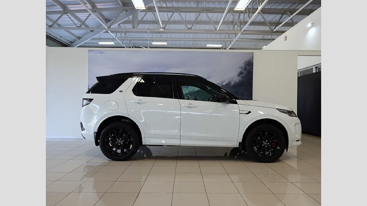 2023 Approved Land Rover Discovery Sport Fuji White The 2023 Land Rover Discovery Sport 2.0D HSE R-Dynamic (D200) is a versatile and stylish SUV, known for its blend of luxury, capability, and practicality. Land Rover Discovery Sport 2.0D HSE R-Dynamic (D200)