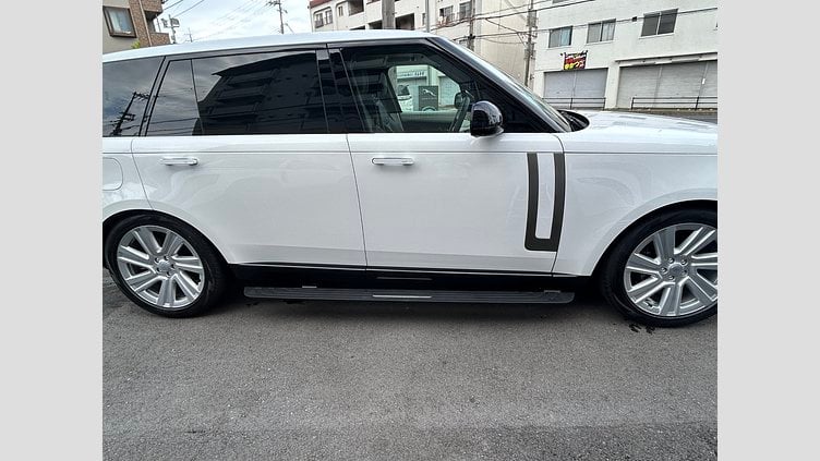 2023 認定中古車 Land Rover Range Rover オストゥーニパールホワイト（お取り扱いの有無については正規ディーラーにお問い合わせください） D300 AWD MHEV（AT） スタンダードホイールベース Autobiography