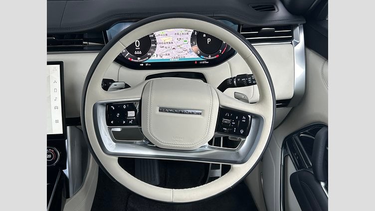 2023 認定中古車 Land Rover Range Rover オストゥーニパールホワイト（お取り扱いの有無については正規ディーラーにお問い合わせください） D300 AWD MHEV（AT） スタンダードホイールベース Autobiography