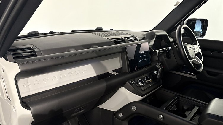 2022 Approved Land Rover Defender 110 BLACK P400e HSE