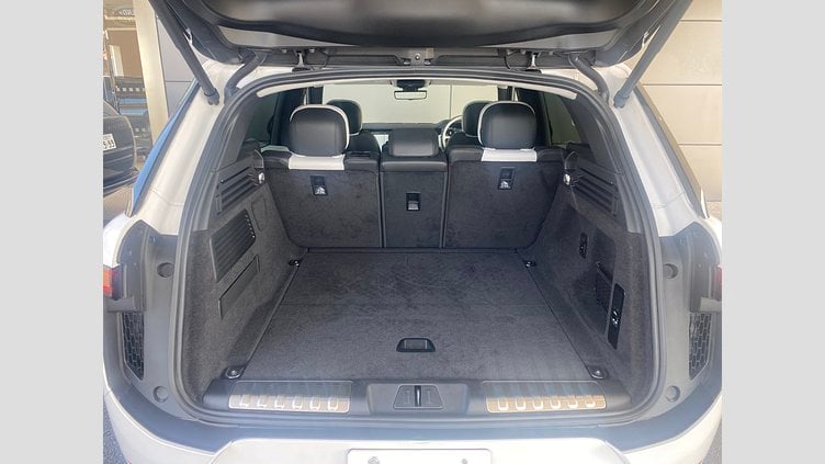 2024 認定中古車 Land Rover Range Rover Sport オストゥーニパールホワイト P550eプラグインハイブリッド（ガソリン） スタンダードホイールベース Dynamic SE