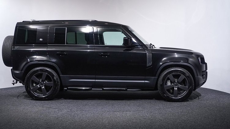 2022 Approved Land Rover Defender 110 BLACK P400e HSE