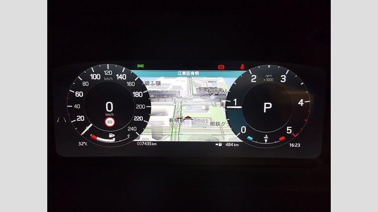 2024 認定中古車 Land Rover Discovery Sport カルパチアングレイ D200マイルドハイブリッド（ディーゼル） 標準ホイール DYNAMIC SE