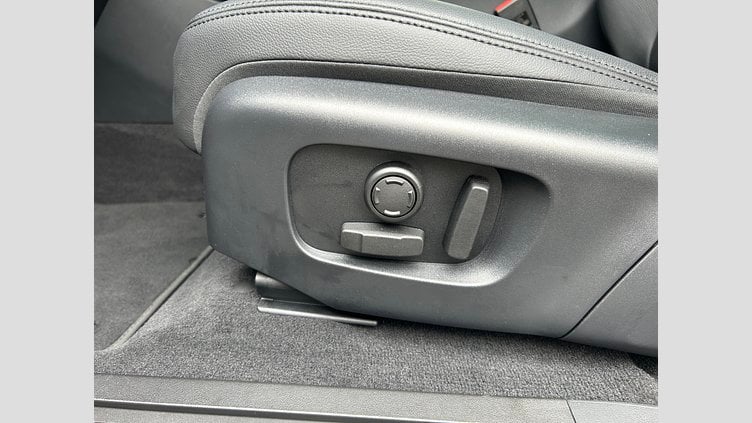 2023 認定中古車 Land Rover Range Rover Evoque フジホワイト P200 AWD（オートマチック） SE