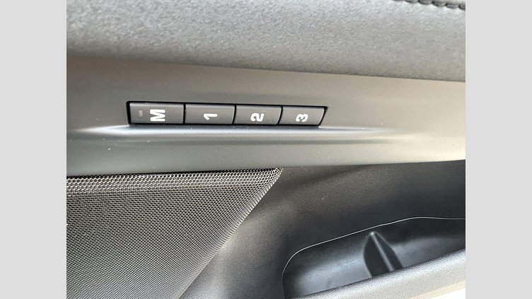 2023 認定中古車 Land Rover Range Rover Evoque フジホワイト P200 AWD（オートマチック） SE