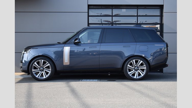 2023 認定中古車 Land Rover Range Rover ヴァレジネブルー P510 AWD PHEV（AT） スタンダードホイールベース SV