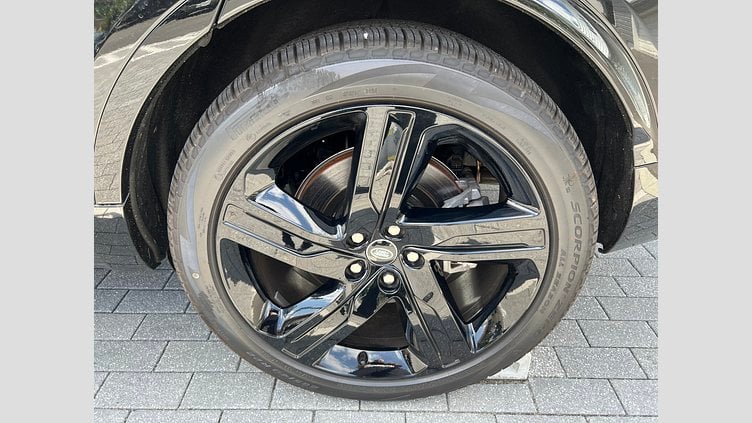 2024 認定中古車 Land Rover Discovery サントリーニブラック D350マイルドハイブリッド（ディーゼル） Dynamic HSE