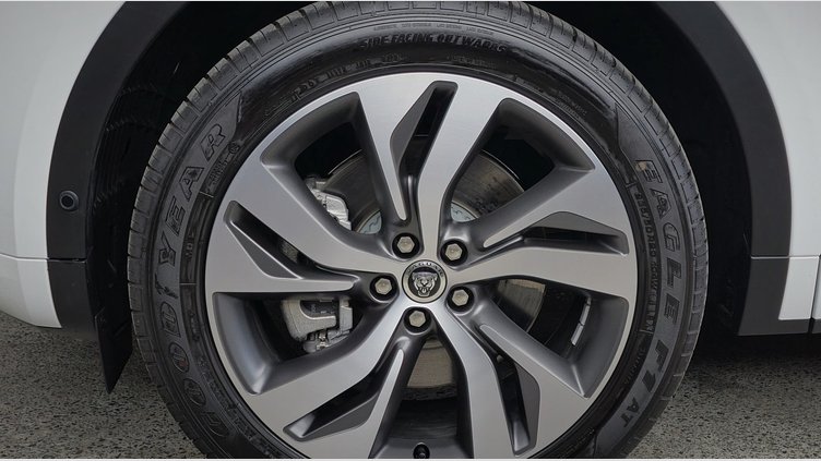 2024 Approved Jaguar E-Pace Fuji White P250 AWD R-Dynamic SE