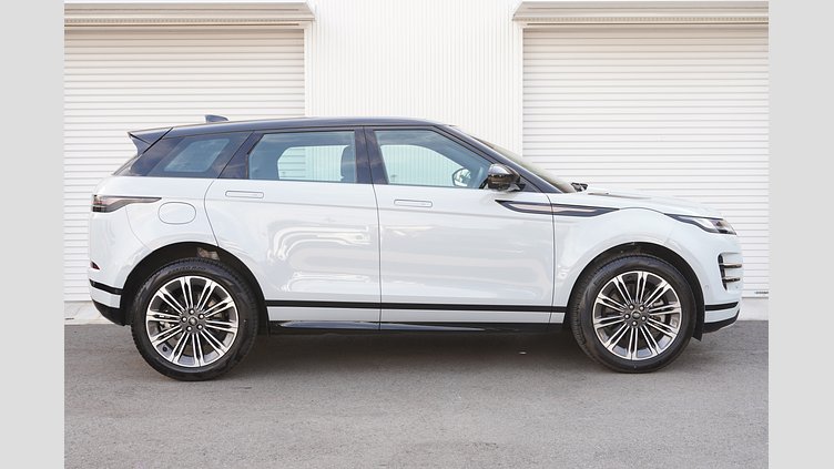 2024 認定中古車 Land Rover Range Rover Evoque アロイオスグレイ プラグインハイブリッド（ガソリン） DYNAMIC HSE　PHEV　P300e