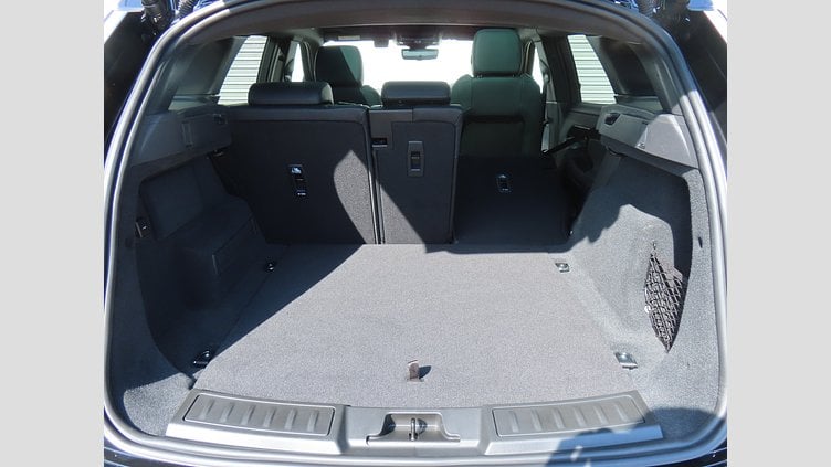 2024 認定中古車 Land Rover Range Rover Evoque サントリーニブラック D200マイルドハイブリッド（ディーゼル） Standard Wheelbase S