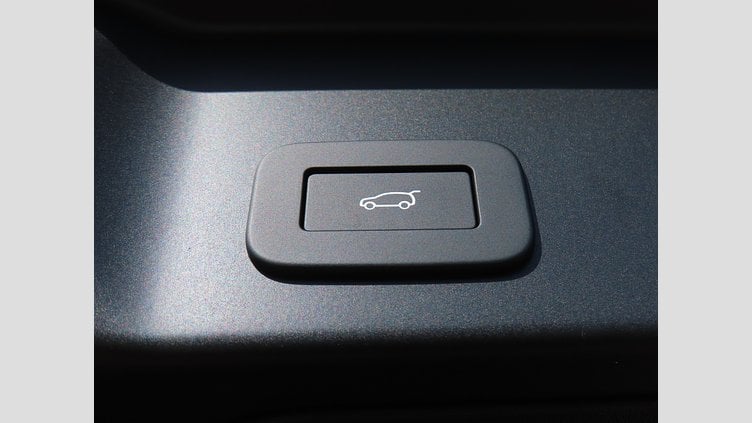 2024 認定中古車 Land Rover Range Rover Evoque サントリーニブラック D200マイルドハイブリッド（ディーゼル） Standard Wheelbase S
