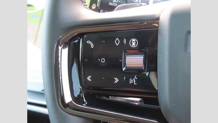 2024 認定中古車 Land Rover Range Rover Evoque サントリーニブラック D200マイルドハイブリッド（ディーゼル） Standard Wheelbase S