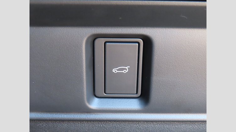 2024 認定中古車 Land Rover Range Rover Evoque サントリーニブラック D200マイルドハイブリッド（ディーゼル） Standard Wheelbase S