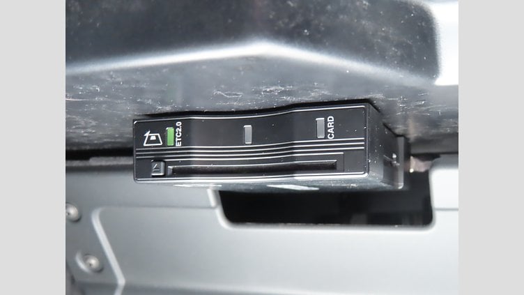 2024 認定中古車 Land Rover Range Rover Evoque サントリーニブラック D200マイルドハイブリッド（ディーゼル） Standard Wheelbase S