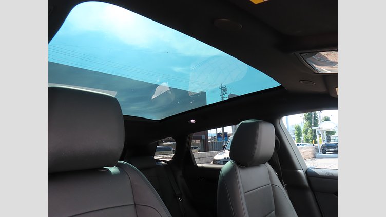 2024 認定中古車 Land Rover Range Rover Evoque サントリーニブラック D200マイルドハイブリッド（ディーゼル） Standard Wheelbase S