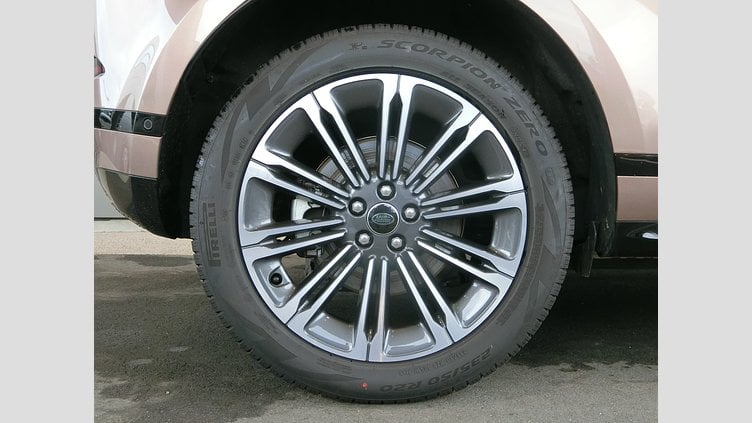 2024 認定中古車 Land Rover Range Rover Evoque コリンシアンブロンズ プラグインハイブリッド（ガソリン） Standard Wheelbase DYNAMIC HSE
