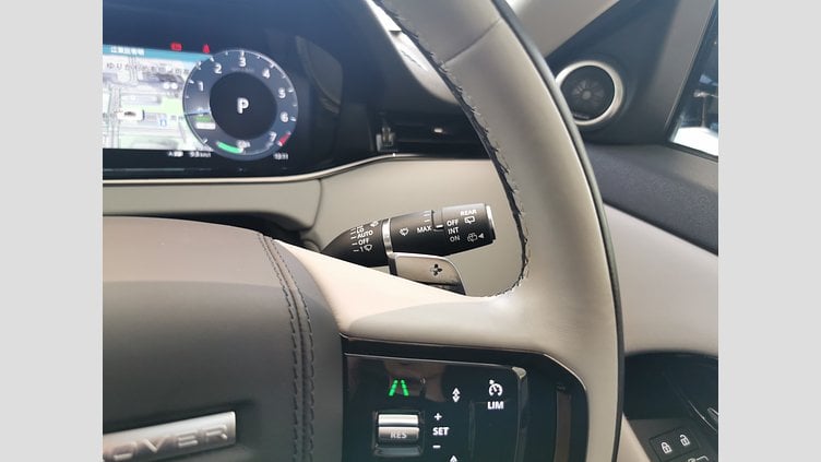 2023 認定中古車 Land Rover Range Rover Evoque カルパチアングレイ P300eプラグインハイブリッド（ガソリン） スタンダードホイールベース DYNAMIC HSE