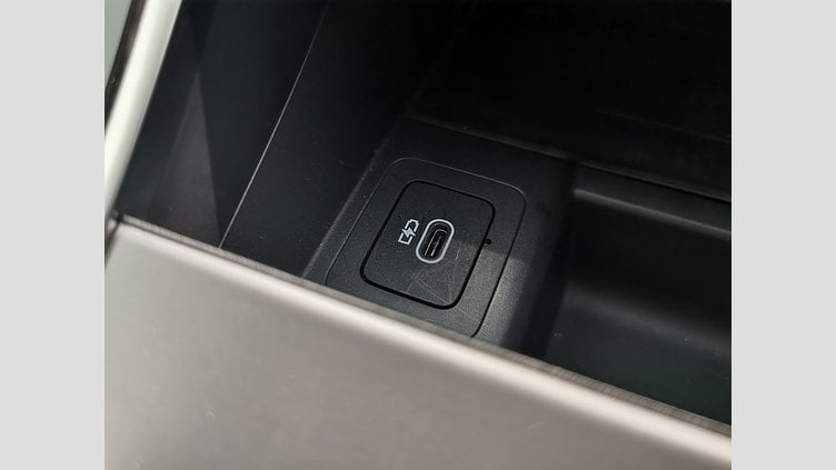 2023 認定中古車 Land Rover Range Rover Evoque カルパチアングレイ P300eプラグインハイブリッド（ガソリン） スタンダードホイールベース DYNAMIC HSE