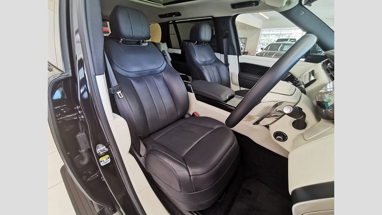 2023 認定中古車 Land Rover Range Rover サントリーニブラック P530 AWD（AT） ロングホイールベース HSE
