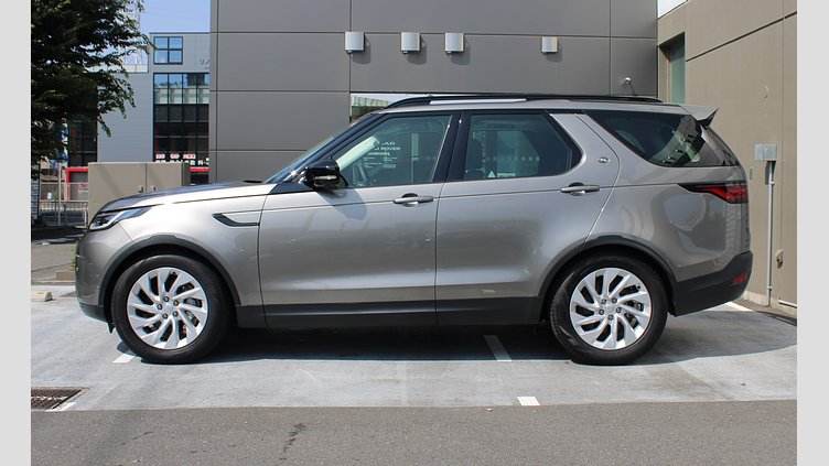 2024 認定中古車 Land Rover Discovery シリコンシルバー D300マイルドハイブリッド（ディーゼル） スタンダードホイールベース S