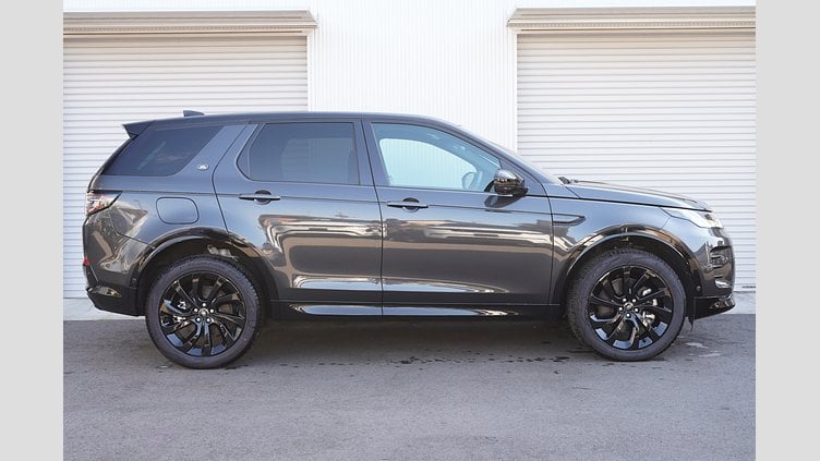 2024 認定中古車 Land Rover Discovery Sport カルパチアングレイ プラグインハイブリッド（ガソリン） 標準ホイール Dynamic HSE