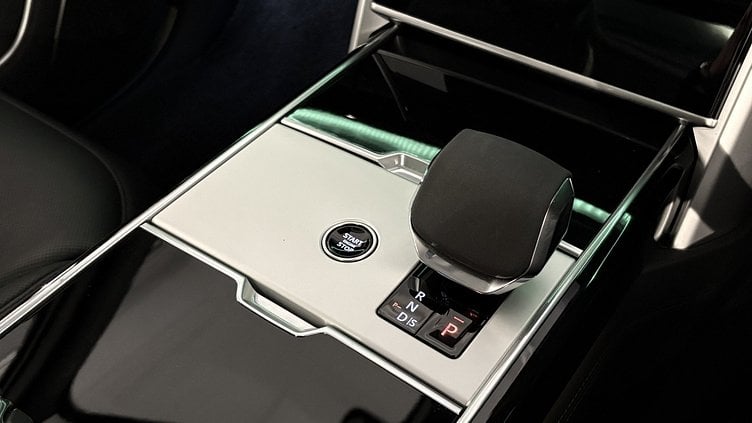 2024 Approved Land Rover Range Rover WHITE P550e AUTOBIOGRAPHY