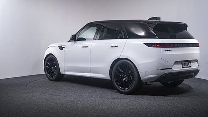 Range Rover Sport 4
