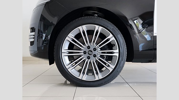 2025 Approved Land Rover Range Rover Santorini Black AWD 4.4 V8 Autobiography