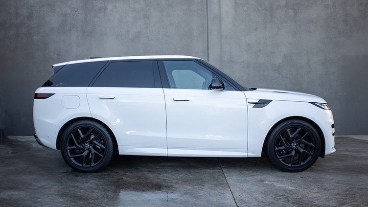2023 Approved Land Rover Range Rover Sport Fuji White D350 Dynamic HSE