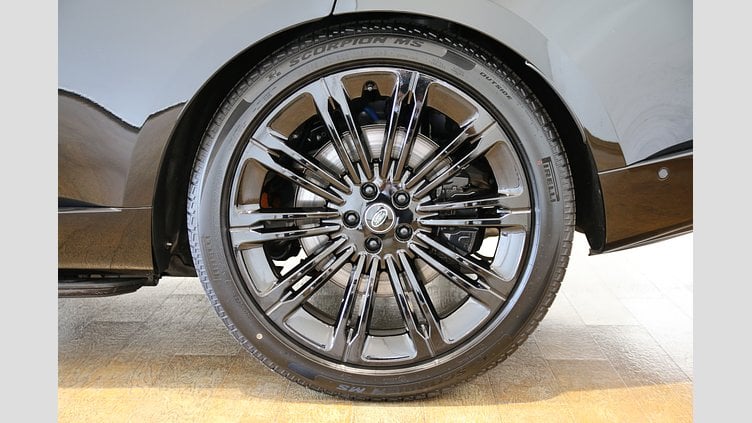 2024 認定中古車 Land Rover Range Rover サントリーニブラック P530 AWD（AT） スタンダードホイールベース Autobiography