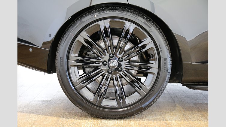 2024 認定中古車 Land Rover Range Rover サントリーニブラック P530 AWD（AT） スタンダードホイールベース Autobiography