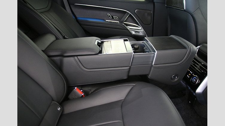 2024 認定中古車 Land Rover Range Rover サントリーニブラック P530 AWD（AT） スタンダードホイールベース Autobiography
