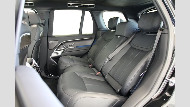 2024 認定中古車 Land Rover Range Rover サントリーニブラック P530 AWD（AT） スタンダードホイールベース Autobiography