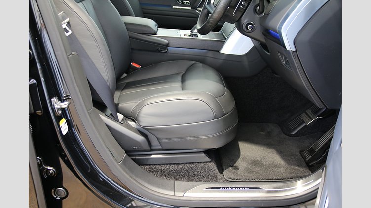 2024 認定中古車 Land Rover Range Rover サントリーニブラック P530 AWD（AT） スタンダードホイールベース Autobiography