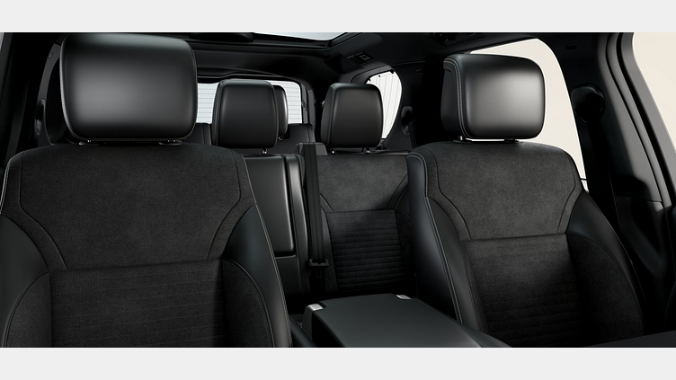 2025 SKLADOVÉ VOZIDLÁ Land Rover Discovery Lantau Bronze 3.0D 250PS MHEV  D250 Dynamic SE AWD Auto