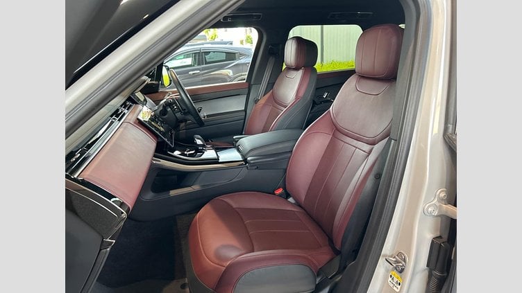 2024 認定中古車 Land Rover Range Rover Sport ボラスコグレイ D300マイルドハイブリッド Dynamic SE