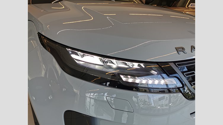 2024 認定中古車 Land Rover Range Rover Evoque アロイオスグレイ D200マイルドハイブリッド（ディーゼル） スタンダードホイールベース S