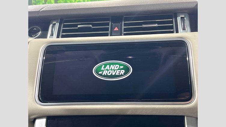 2019 認定中古車 Land Rover Range Rover ユーロンホワイト 3.0リッターTDV6ディーゼル（258 PS） スタンダードホイールベース VOGUE