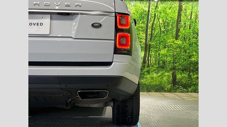 2019 認定中古車 Land Rover Range Rover ユーロンホワイト 3.0リッターTDV6ディーゼル（258 PS） スタンダードホイールベース VOGUE