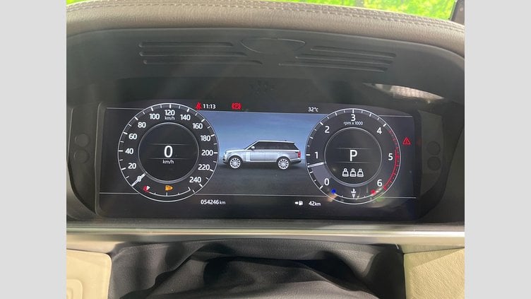 2019 認定中古車 Land Rover Range Rover ユーロンホワイト 3.0リッターTDV6ディーゼル（258 PS） スタンダードホイールベース VOGUE