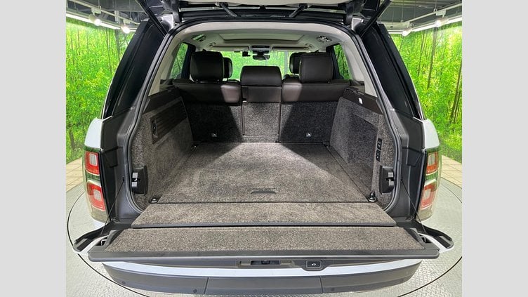2019 認定中古車 Land Rover Range Rover ユーロンホワイト 3.0リッターTDV6ディーゼル（258 PS） スタンダードホイールベース VOGUE