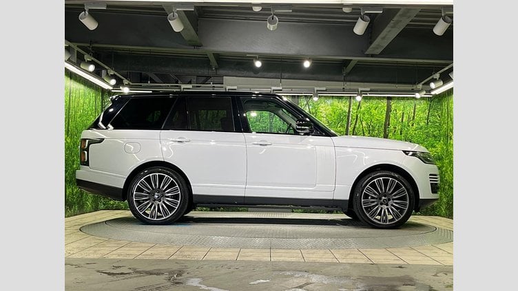 2019 認定中古車 Land Rover Range Rover ユーロンホワイト 3.0リッターTDV6ディーゼル（258 PS） スタンダードホイールベース VOGUE